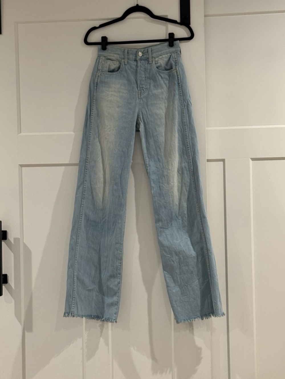 Veronica Beard Light Wash Wide-Leg‎ High Rise Jeans